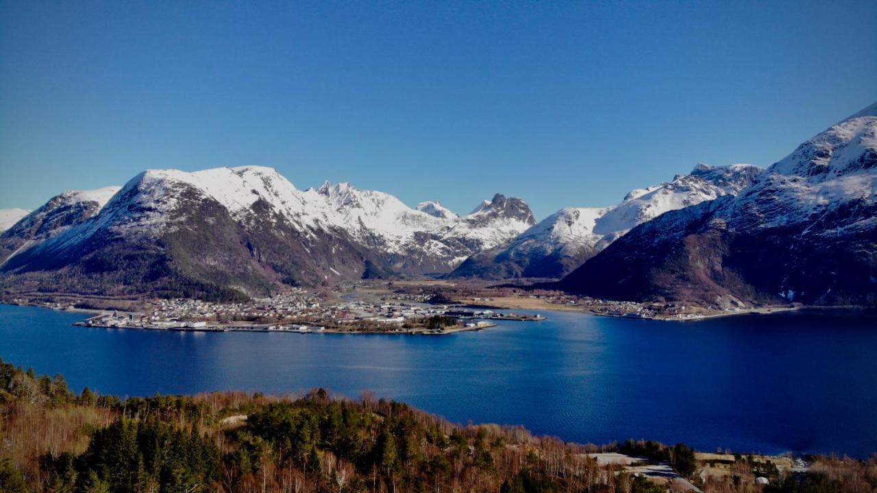 Andalsnes Sentrum 1-Room Apartment No3 Extérieur photo